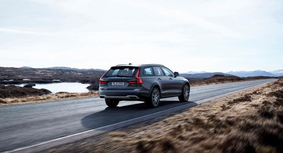  Volvo V90 T6 Cross Country 2016 года  (фото 66 из 104)